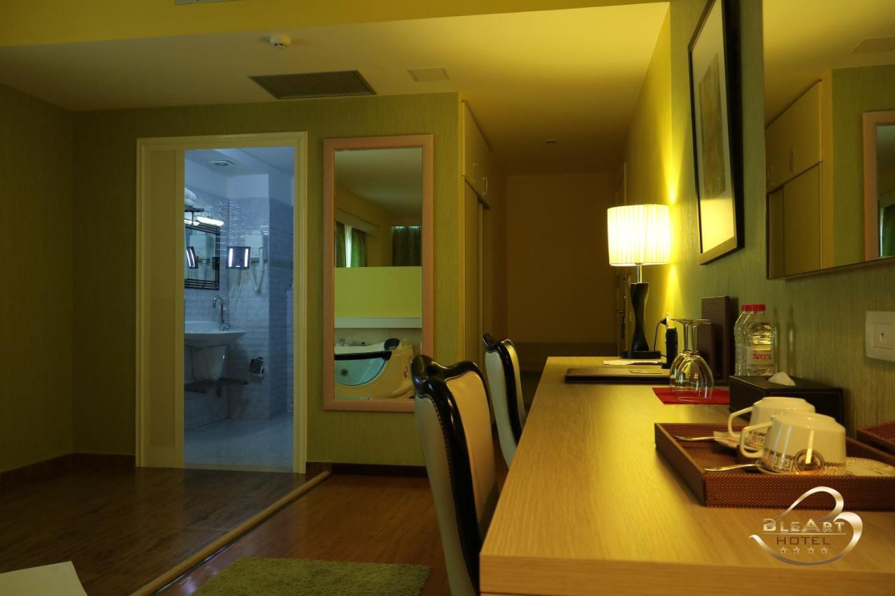 Hotel Bleart Škalngur 外观 照片