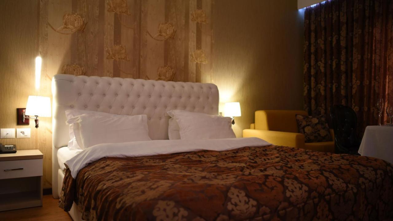 Hotel Bleart Škalngur 外观 照片